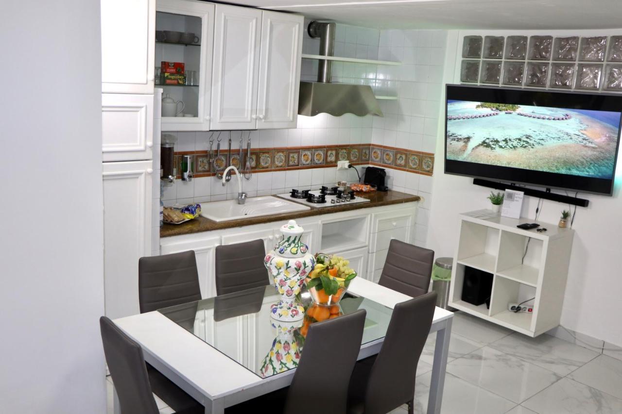 House Relax Apartment Centro Di Napoli מראה חיצוני תמונה
